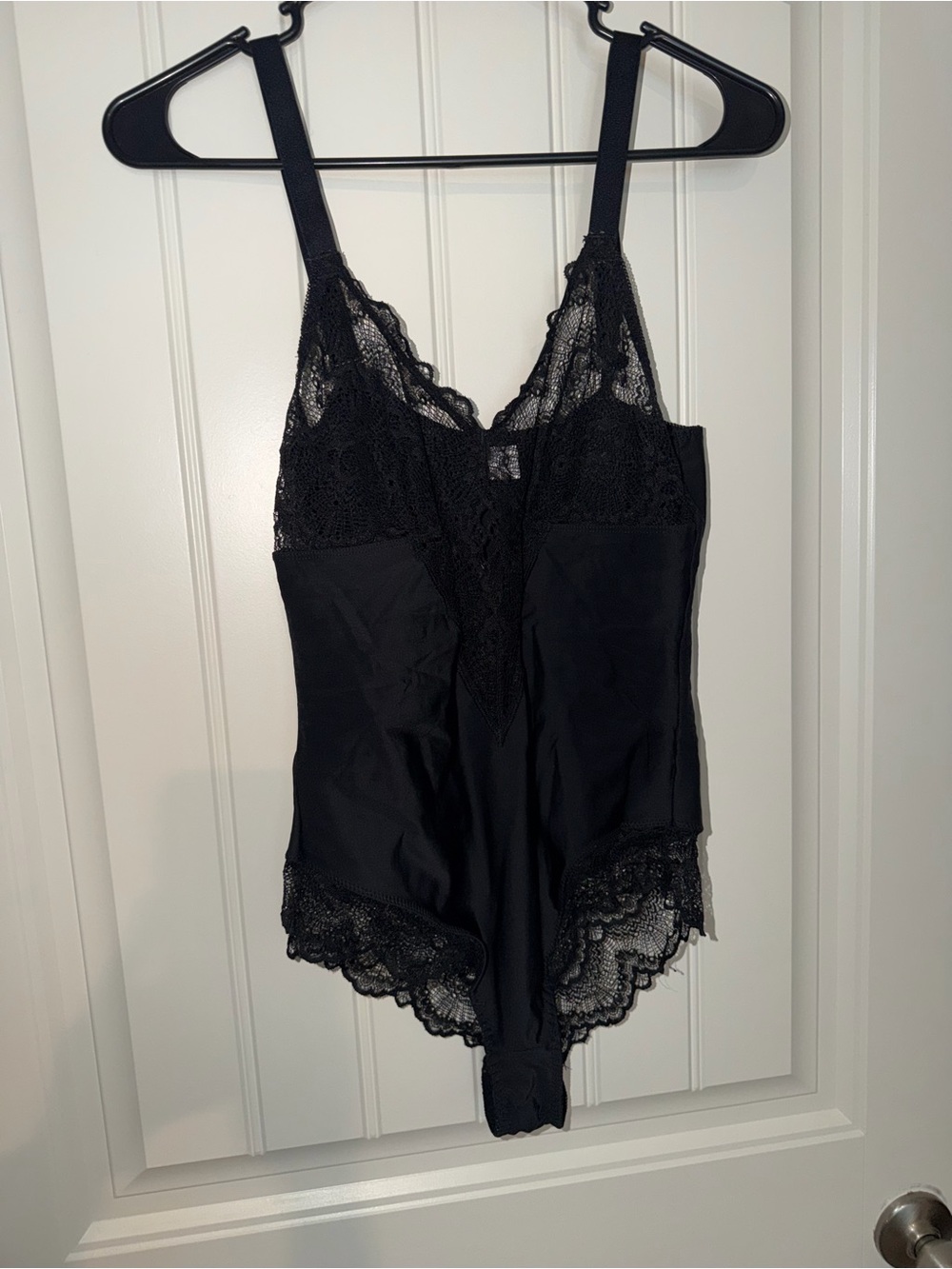 SHEIN Black Lace Trim Shapewear Bodysuit